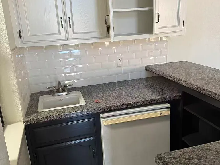 442 E Audubon Dr — Photo 11