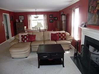 2nd image of 323 Nicholas Ct