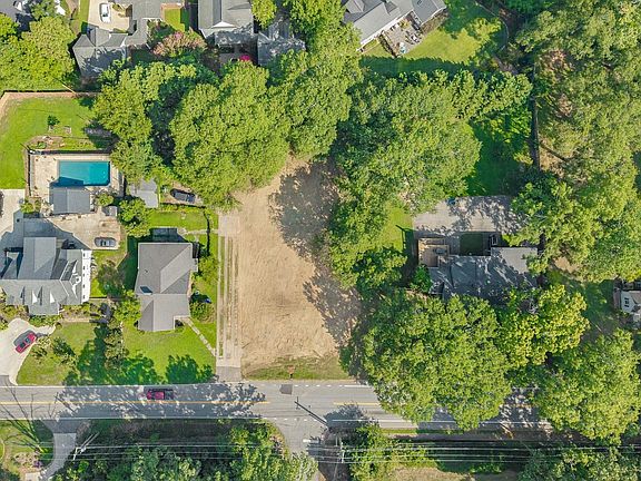 3rd image of 300 W Faris Rd