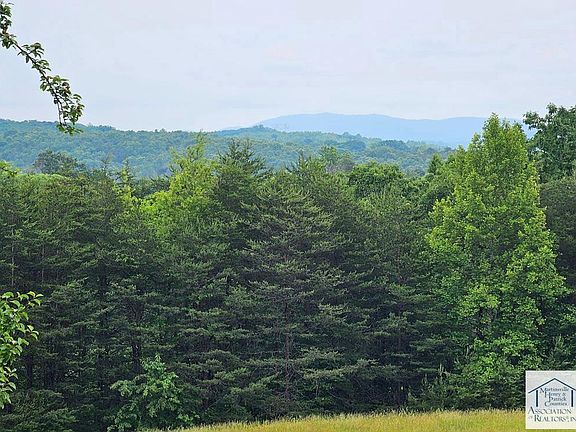 4th image of 13 Rockwood Park Rd