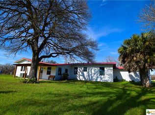 4441 Us Highway 90a E, Gonzales, TX 78629