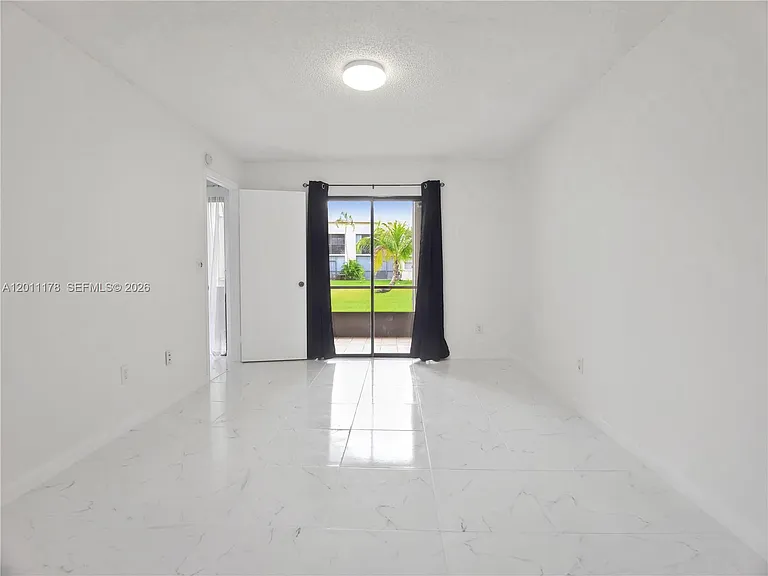 1151 N Liberty Ave #1151F — Photo 15