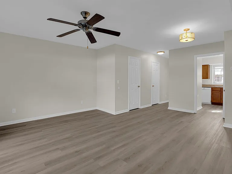 3700 Bush River Rd #K6 — Photo 7