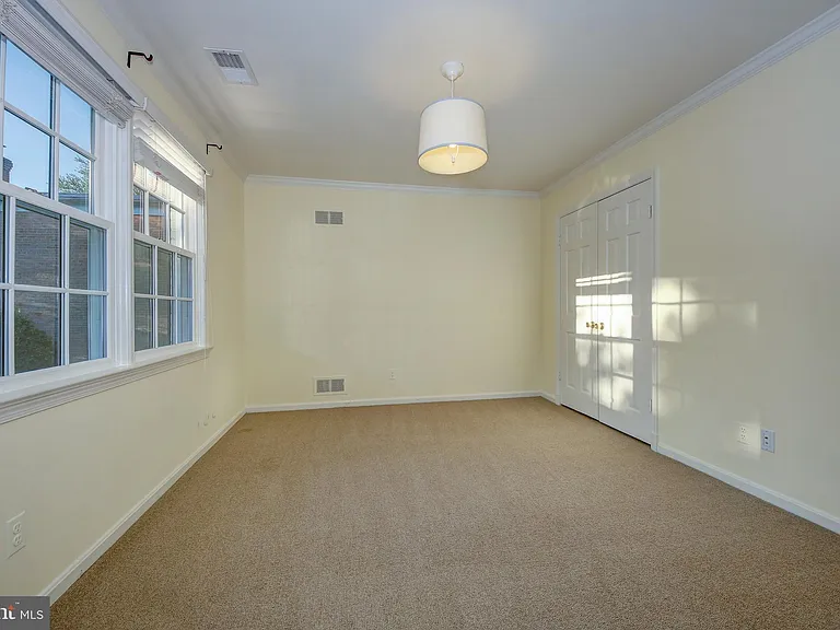 4509 Tournay Rd — Photo 14