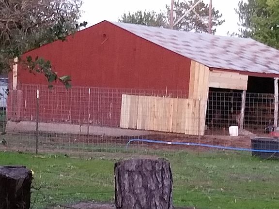 4th image of 4202 N Somers Ave