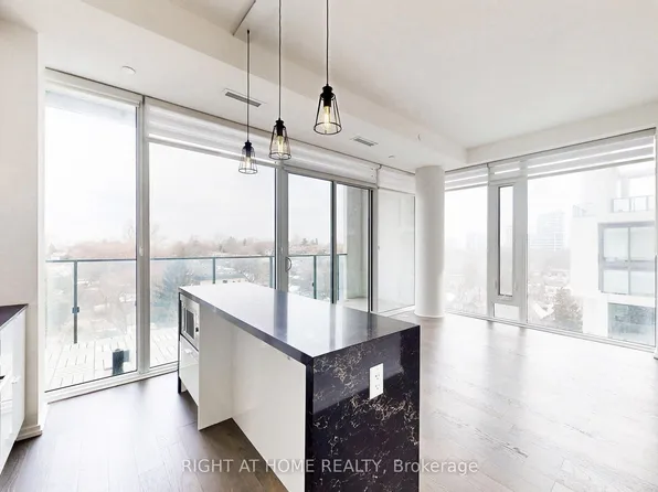 5 Soudan Ave #905, Toronto, ON M4S 0B1