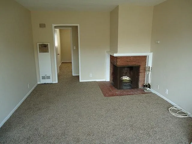 1225 N Mansfield Ave #4 — Photo 7