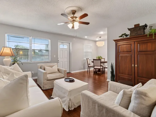 238 Sussex L, West Palm Beach, FL 33417
