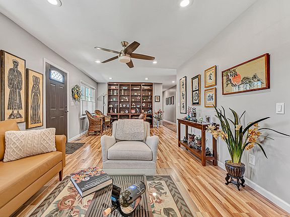 5th image of 3994 Springwood Rd