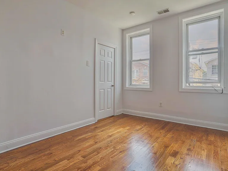 272 Grant Ave #2 — Photo 10