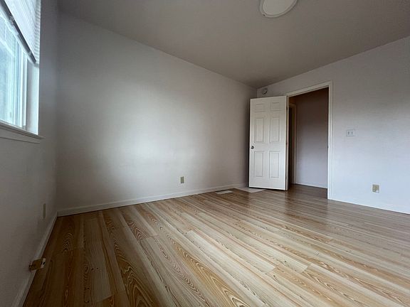 2nd image of 3707 Pruneridge Ave