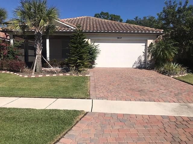 1st image of 3827 Carrick Bend Dr