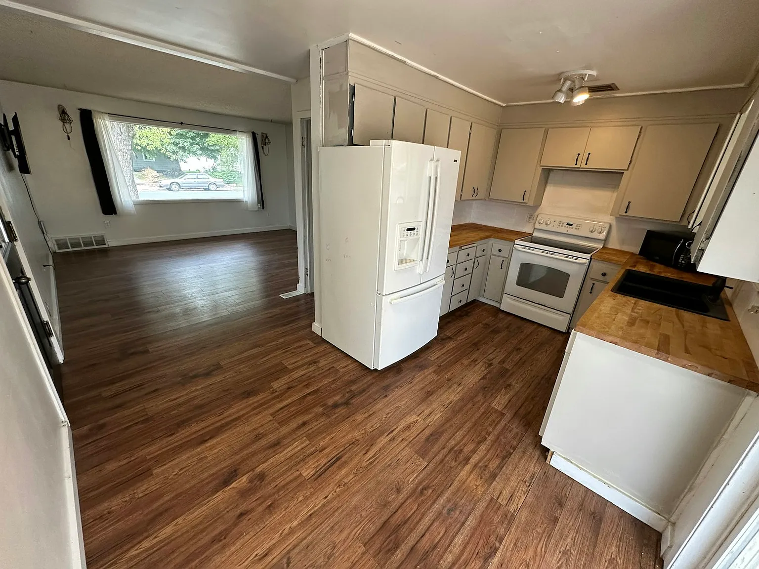 5118 North Cannon Street — Photo 4