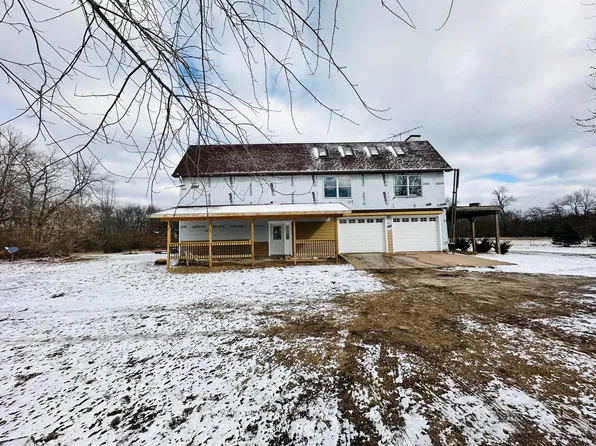 2220 E State Road 10, Knox, IN 46534