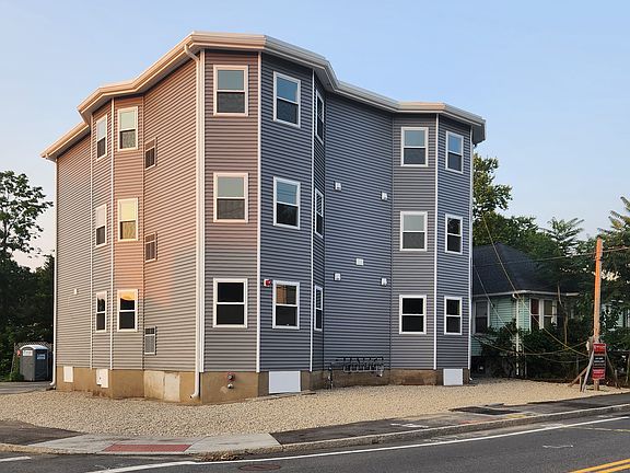 256 Ames St Exterior_07122023