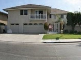 17402 Whetmore Ln, Huntington Beach, CA 92647