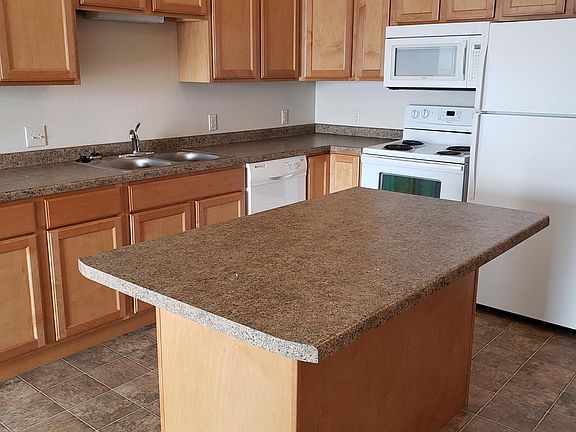 2nd image of 2740 36th St S APT 309