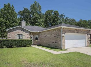 5808 Dandelion Ln, Pensacola, FL 32526