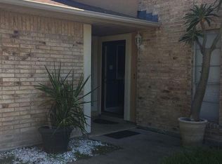 2030 Silver Sands Dr, Corpus Christi, TX 78412