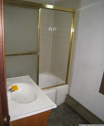 5th image of 2219 4th St N #E