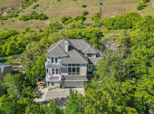 2032 Spring Oaks Dr, Springville, UT 84663