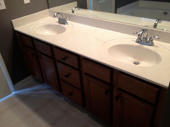 dual sinks in master bath