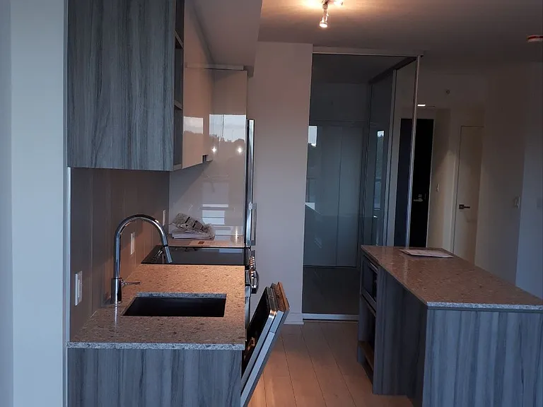 31 Tippett Rd #309 — Photo 4