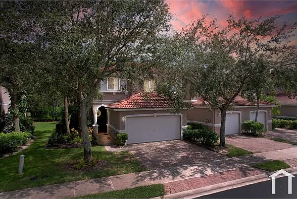 3325 Antica St #3325 — Photo 2