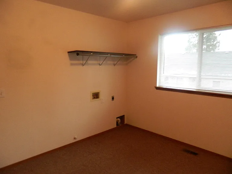 3478 E 2nd Ave #A — Photo 9