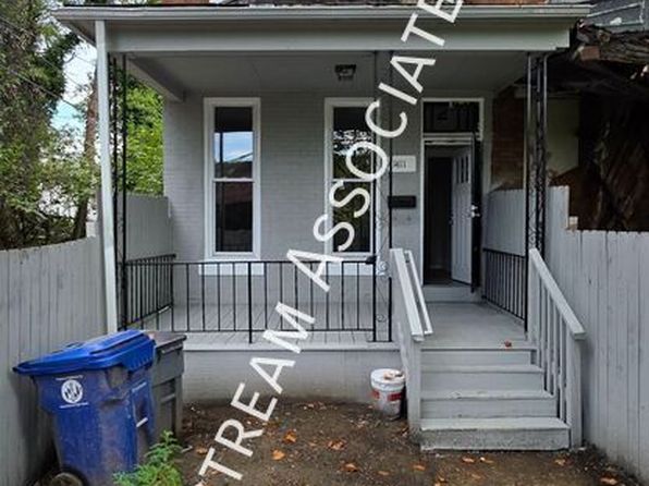 1411 Bloomingdale Rd