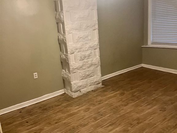 4th image of 3160 Spottswood Ave #6