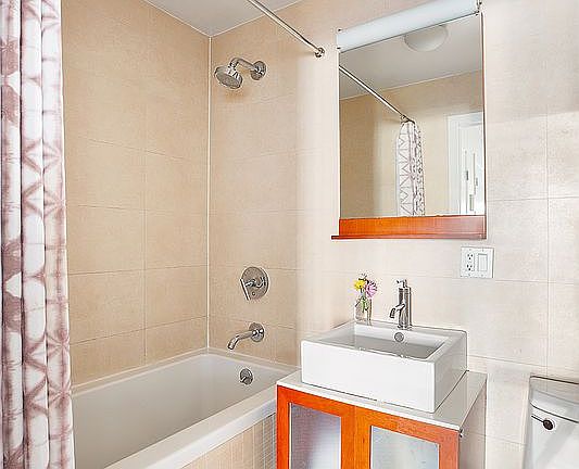 5th image of 274 21st St APT 1A