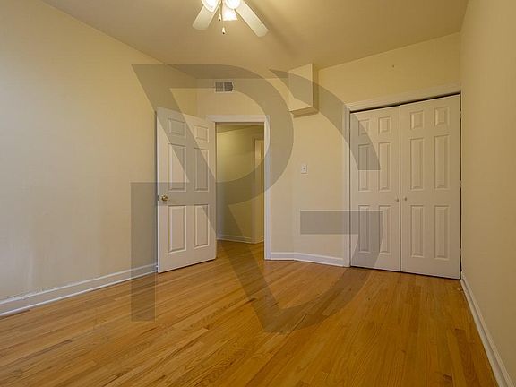 3rd image of 550 W Aldine Ave #A554e2