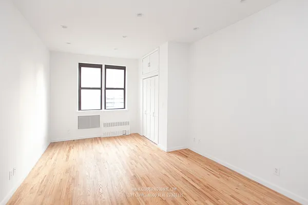 Rented by Copperwood Real Estate | media 29