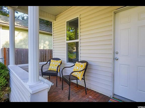 3rd image of 358 E Roosevelt Ave