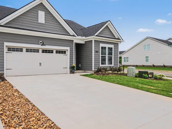 2406 Audubon Ln, Murfreesboro, TN 37128