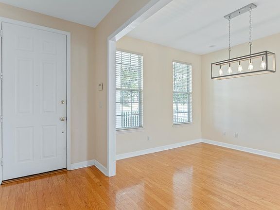 4th image of 3687 Esplanade Way