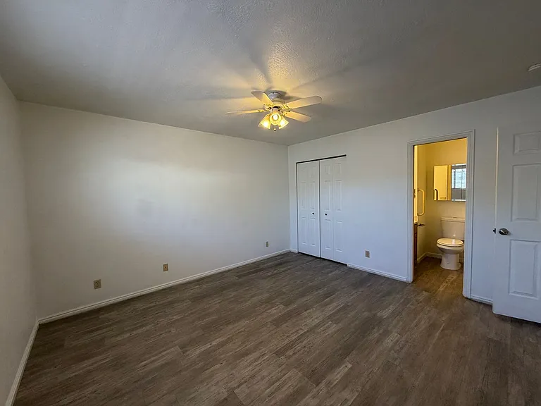 375 S Main St #4 — Photo 17