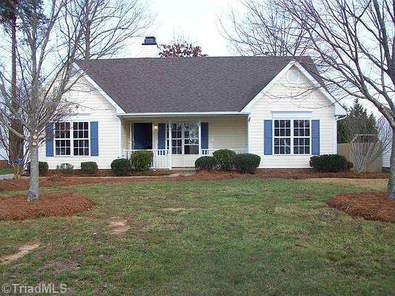 2nd image of 3005 Butterwood Dr