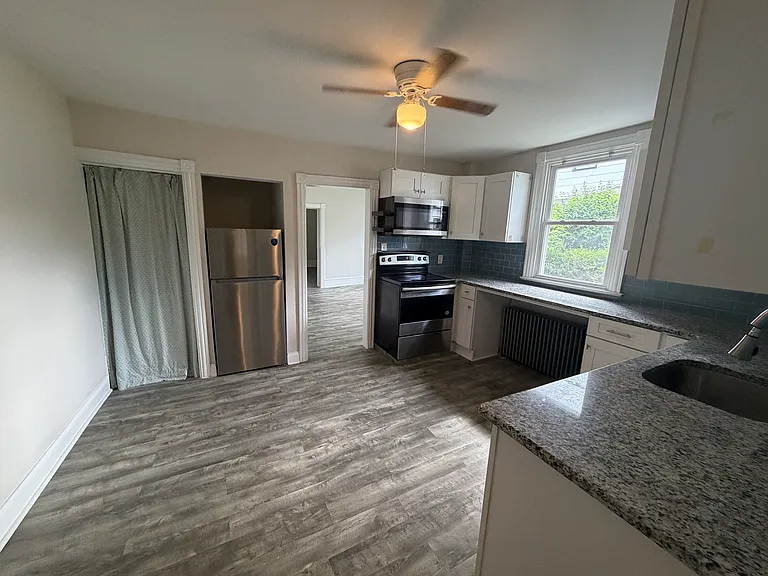 501 W Glenside Ave #2 — Photo 2