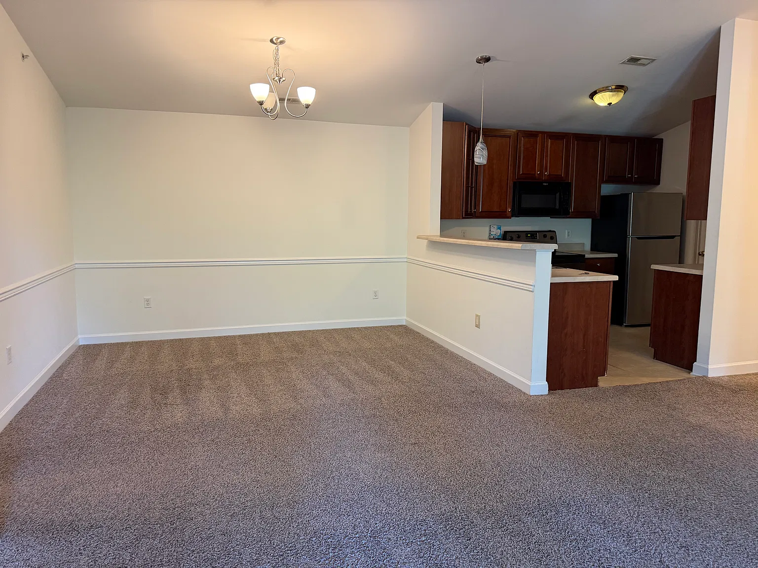 2 bed, 1150 sqft, $1,750 — Photo 4
