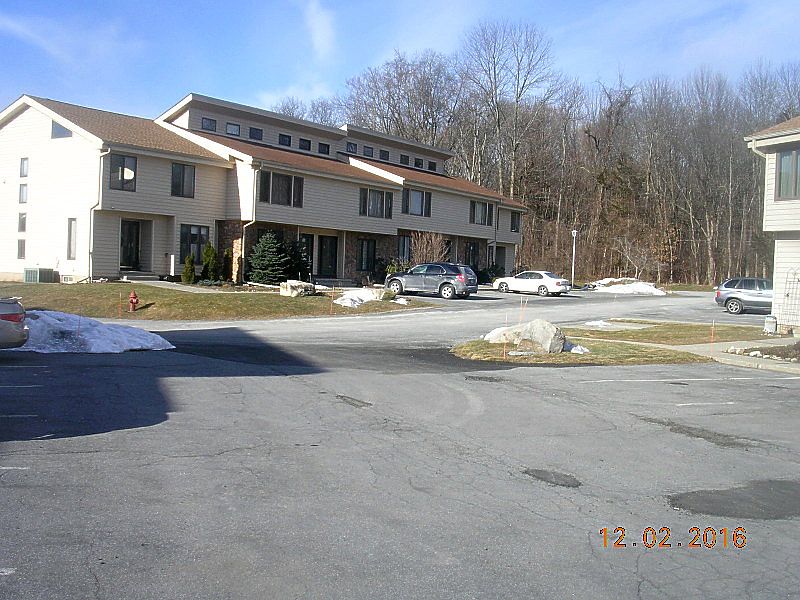 1st image of 151 Dakota Dr #151