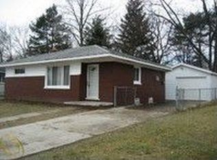 508 Roland Rd, Pontiac, MI 48341