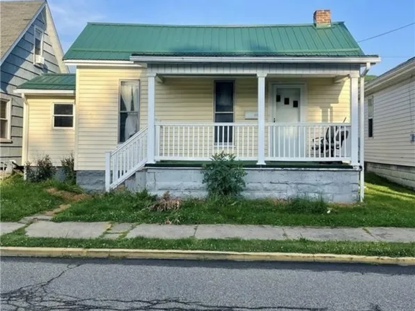 1917 Charles Street, Wellsburg, WV 26060