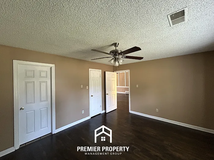 8141 Misty Meadows Ln — Photo 9