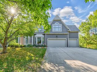 9317 W 148th Ter, Overland Park, KS 66221