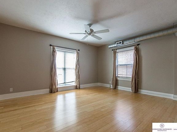 5th image of 213 S 26 St #5