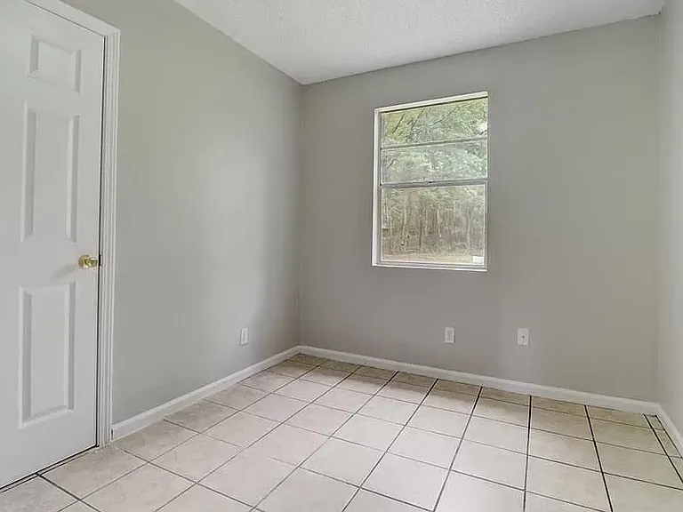 329 Saddlefield Rd — Photo 7