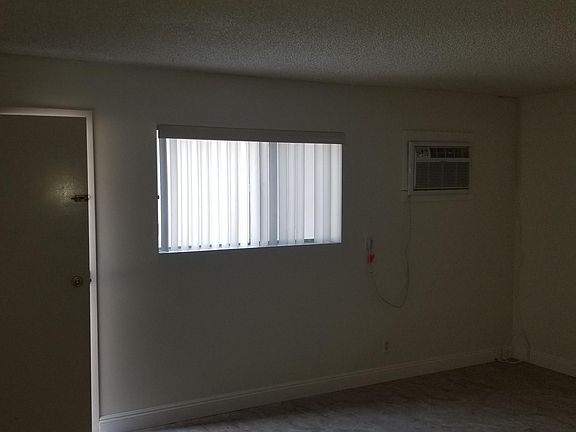 3rd image of 1333 S Beverly Glen Blvd #113
