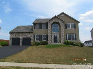 282 Buckhead Ln, Douglassville, PA 19518